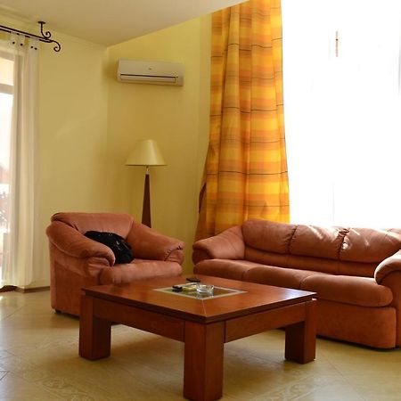 Aparthotel Palazzo Σάνι Μπιτς Εξωτερικό φωτογραφία