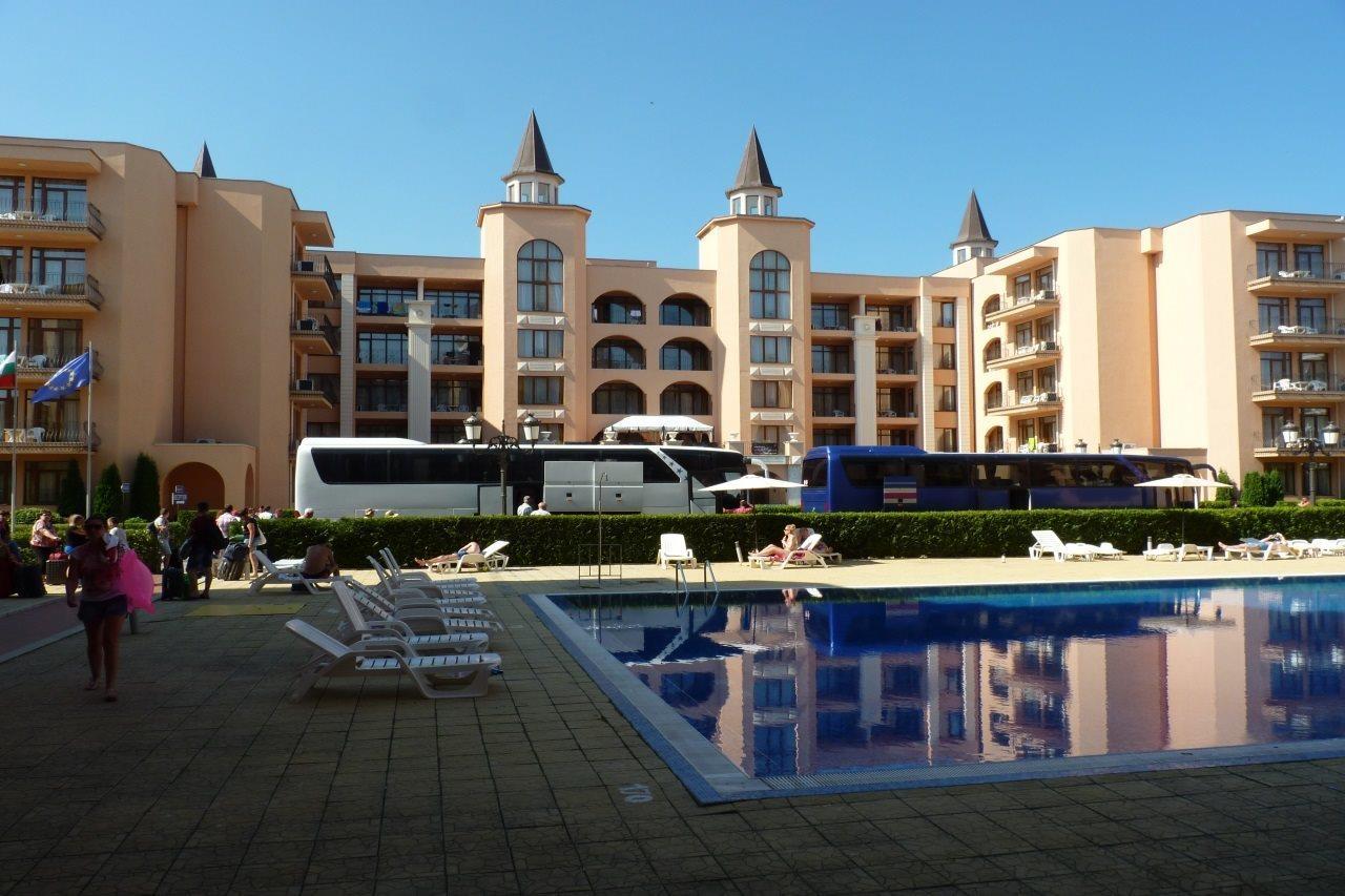 Aparthotel Palazzo Σάνι Μπιτς Εξωτερικό φωτογραφία