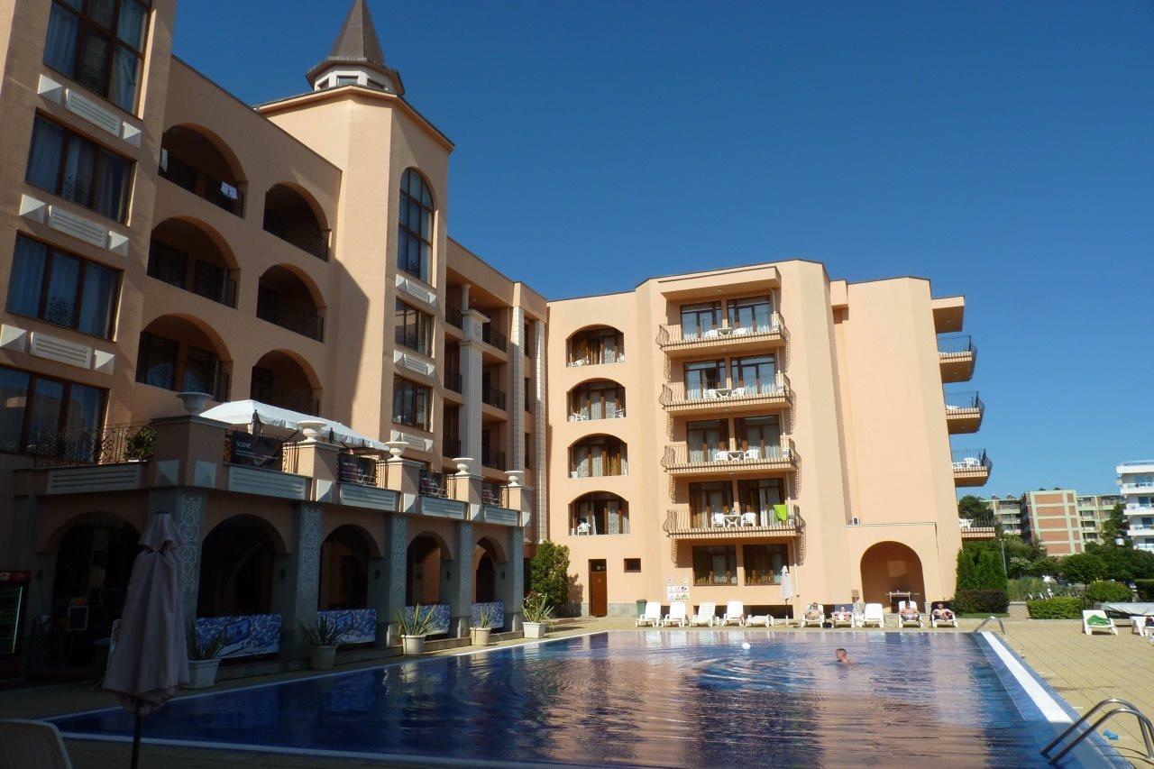 Aparthotel Palazzo Σάνι Μπιτς Εξωτερικό φωτογραφία